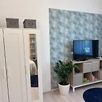 Drop House - One Bedroom